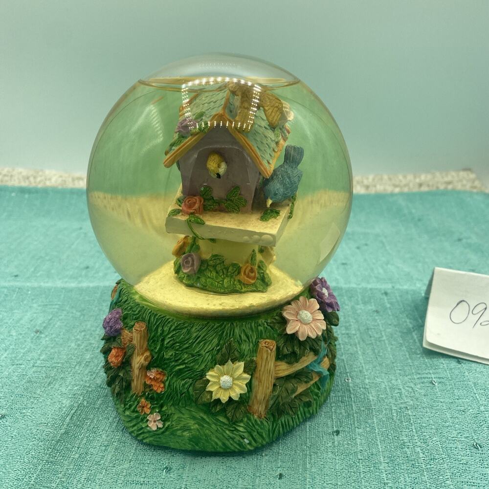 VINTAGE Snow Globe Birdhouse with Music Box Good Condition